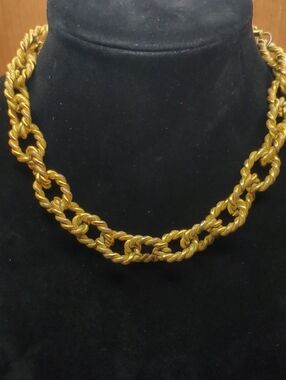 Anne Klein Vintage Gold Tone Rope Chain Necklace Lion Toggle Clasp
